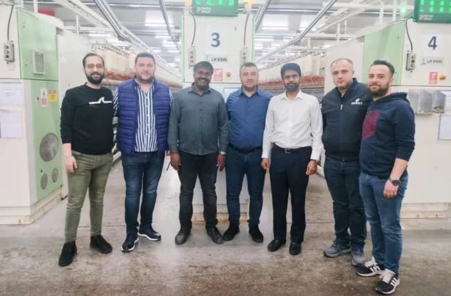 The technical team at Erbey İplik’s along with LMW Team